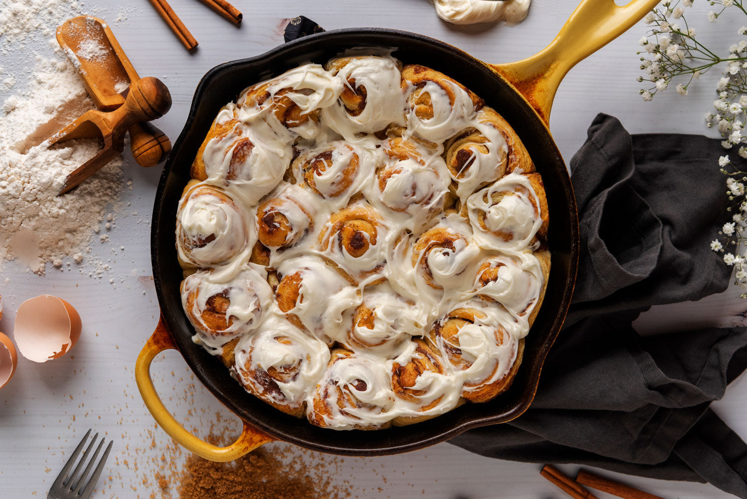 Smoked Bourbon Cream Cheese Cinnamon Buns